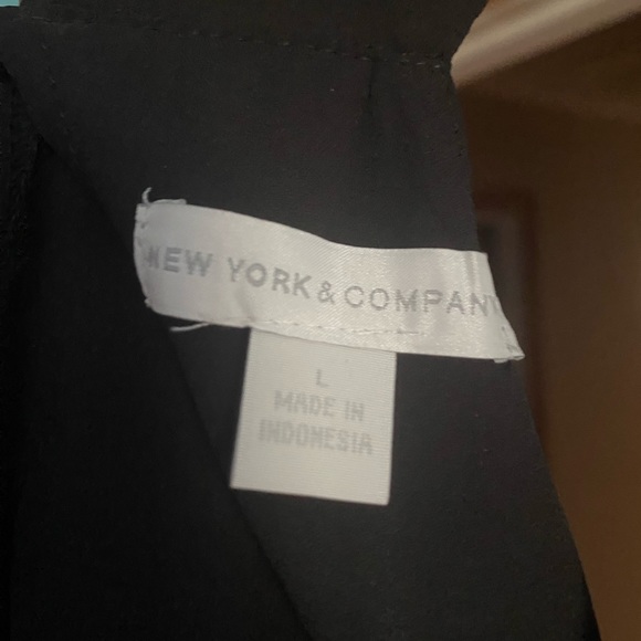 Black Lace front Tank - Picture 2 of 3